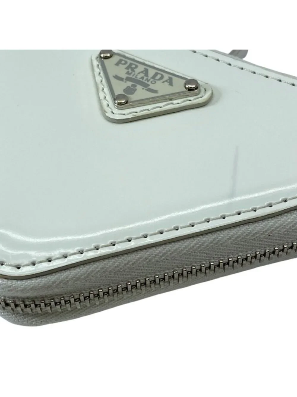 Prada Pouch Coin Purse Triangle Logo Leather White Silver Practical Daily